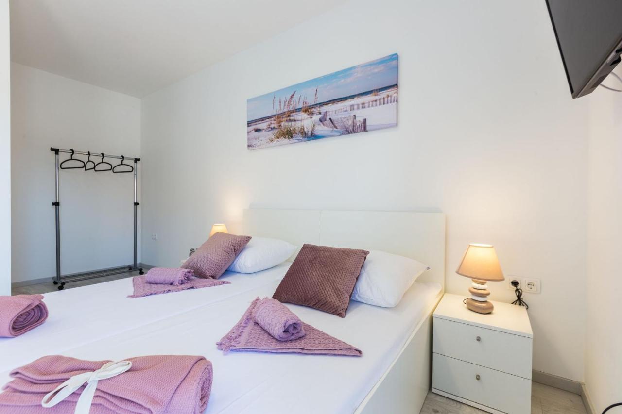 2Sis 2 Apartments Задар Экстерьер фото